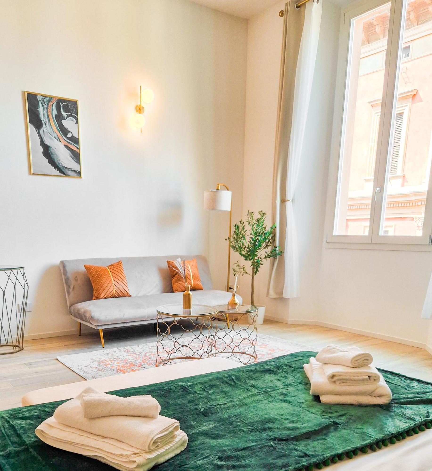 Aviana Suite Болонья Екстер'єр фото